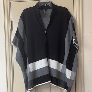 Jones New York Black and Gray Oversized Poncho Style Sweater